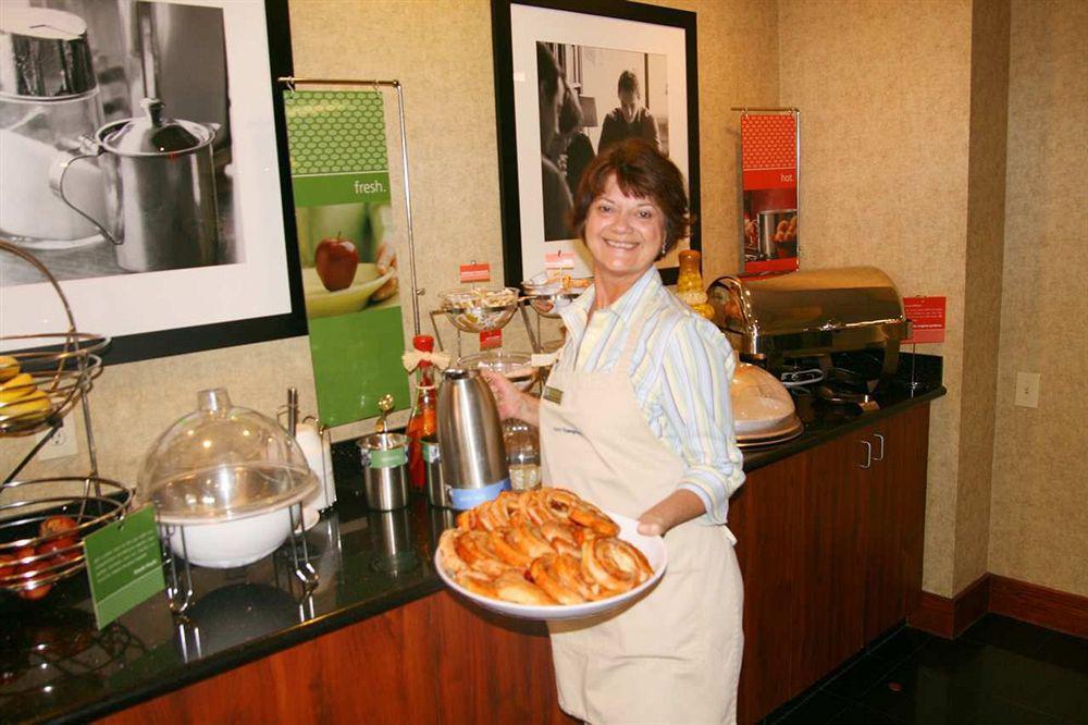 Hampton Inn Columbus/Delaware I-71 North Sunbury Restaurant bilde